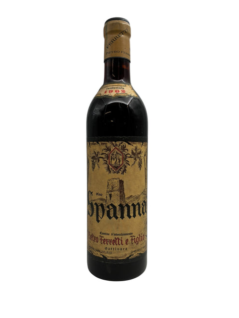 Flaske af Spanna Pietro Ferretti e Figlio 1962 rødvin