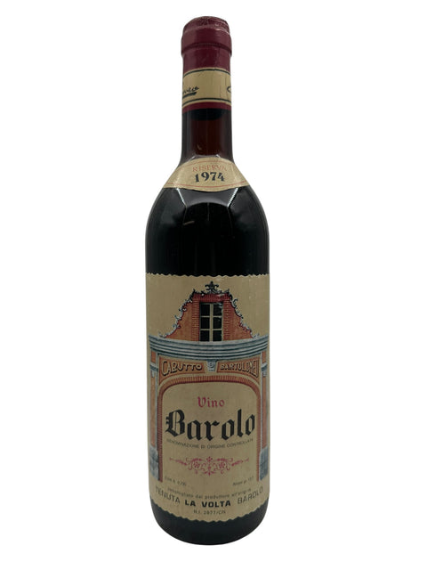 Flaske af Barolo 1974 fra Tenuta La Volta med etiket