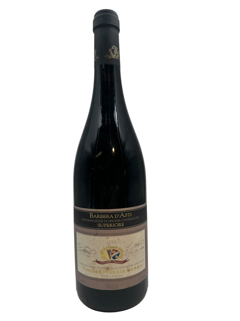 Flaske af Barbera d'Asti Vinchio Vaglio 2002 rødvin